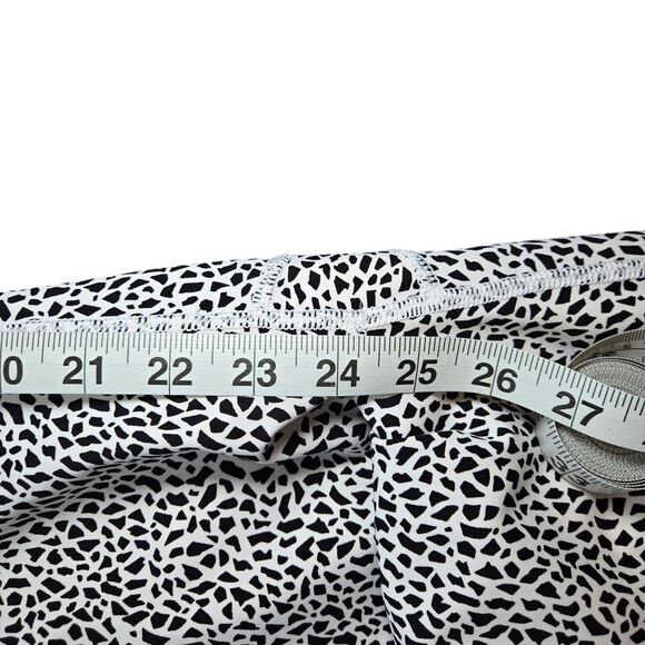 Lululemon Real Quick Tight - Miss Mosaic White / Posey - Picture 11 of 11